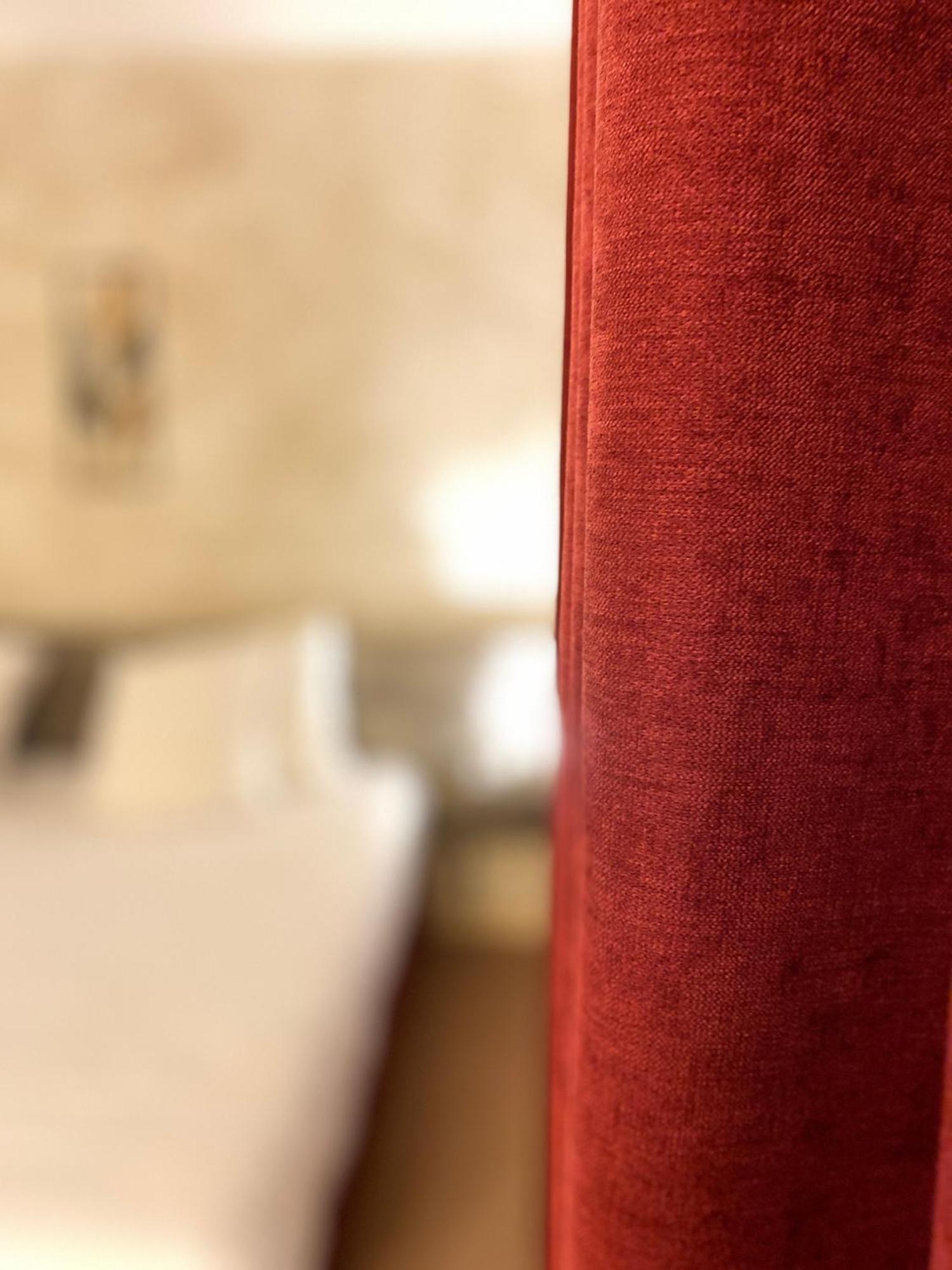 Logis Hotel Medieval, Montelimar Nord Rochemaure Eksteriør bilde