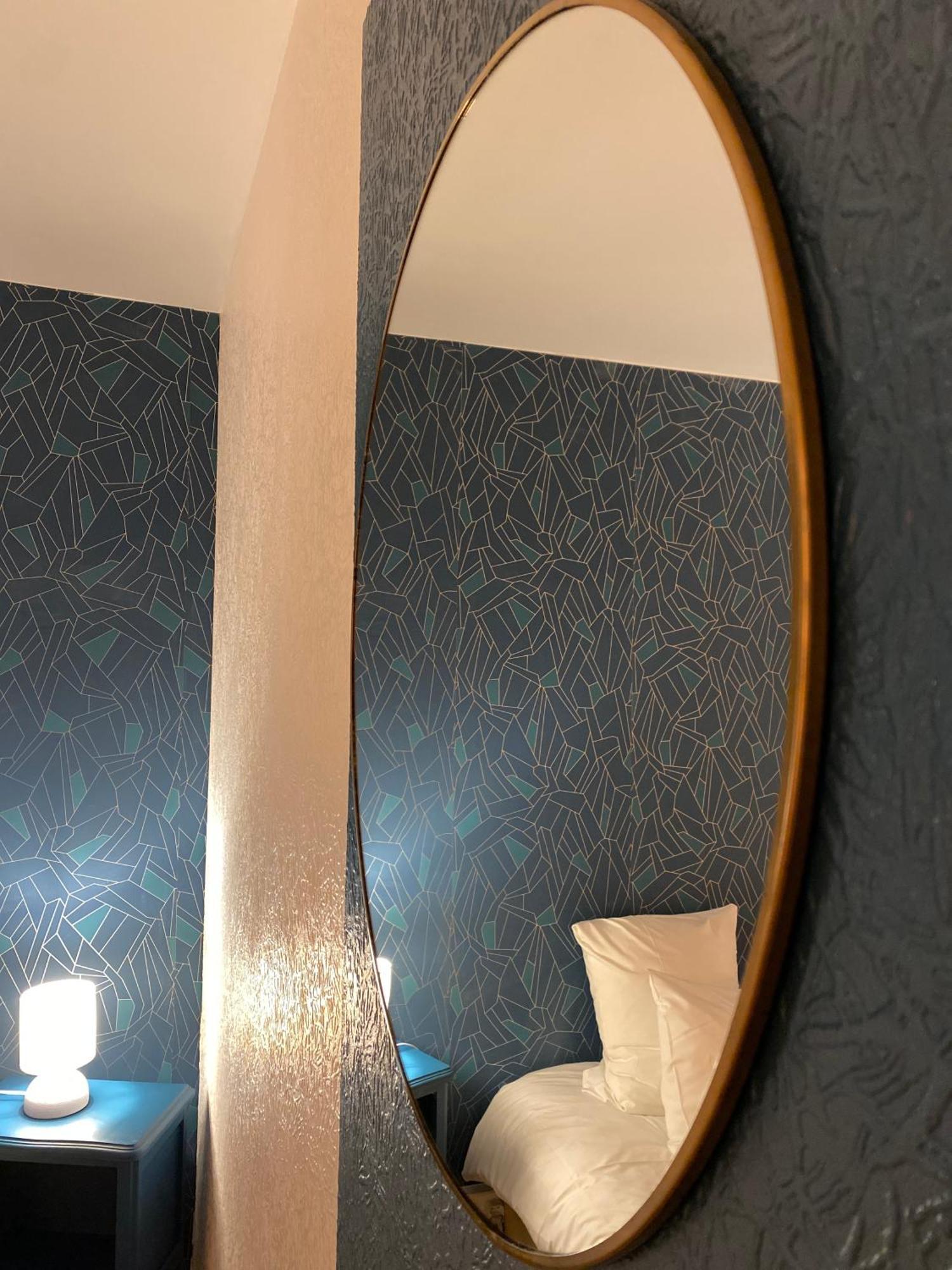 Logis Hotel Medieval, Montelimar Nord Rochemaure Eksteriør bilde