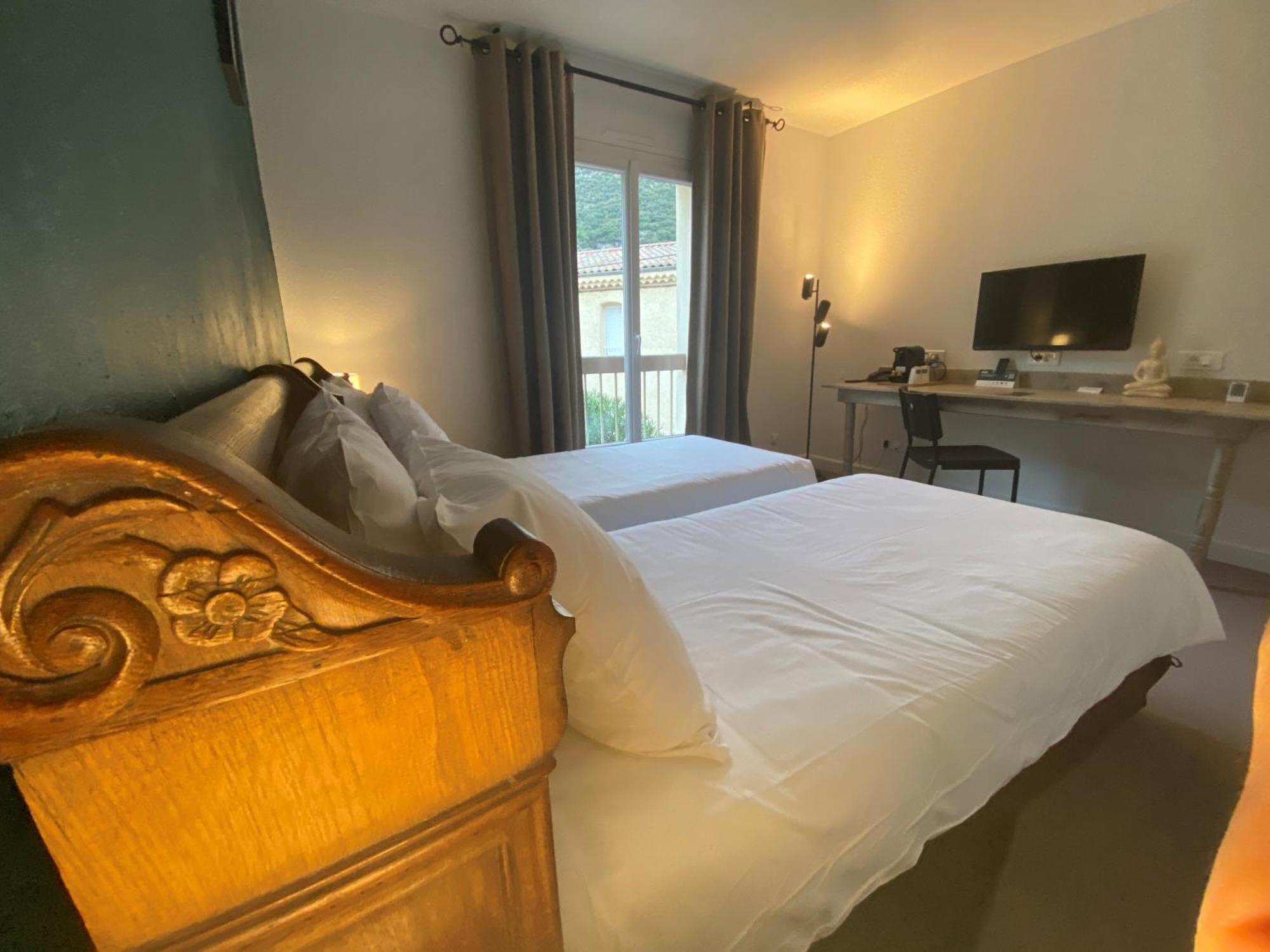 Logis Hotel Medieval, Montelimar Nord Rochemaure Eksteriør bilde