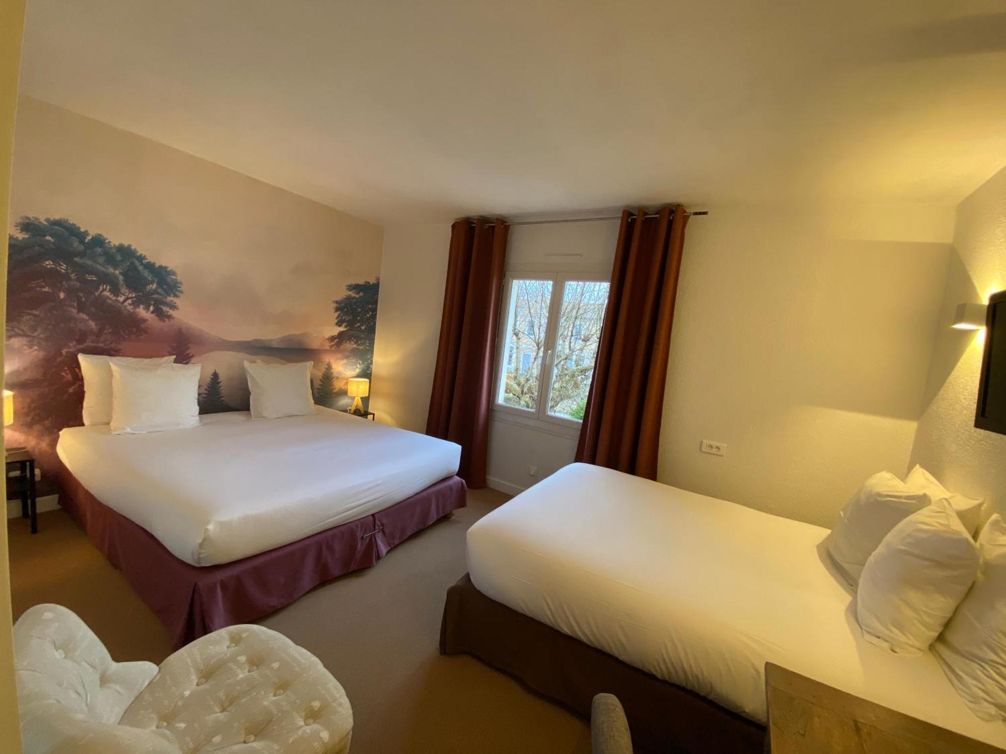 Logis Hotel Medieval, Montelimar Nord Rochemaure Eksteriør bilde